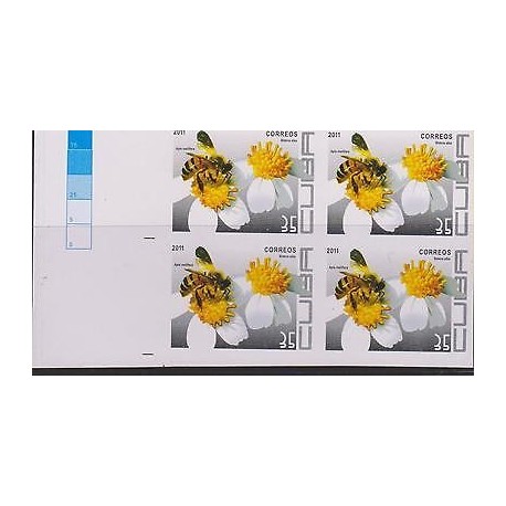 O) 2011 CARIBE,IMPERFORATED, BEE -APIS MELLIFERA,NECTAR COLLECTION FOR POLLINATI