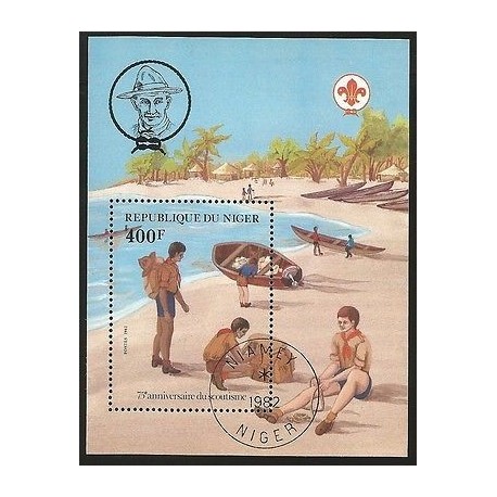 B)1982 NIGER, BEACH, PEOPLE, BOYS SCOUT, BEACH SCENE, 75TH ANNIV OF SCOUTING