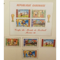 O) 1986 GABON -GABONAISE, 1986 WORLD CUP SOCCER CHAMPIONSHIPS, GOOL, DRIBBLING, PLAYERS SOCCER CUP, STADIUM, SCT C278-C281, MNH