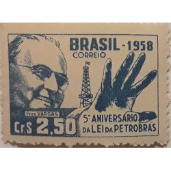 O) 1958 BRAZIL ,PRES. GETULIO D. VARGAS AND OIL DERREICK - OIL LAW - SC 883, MNH