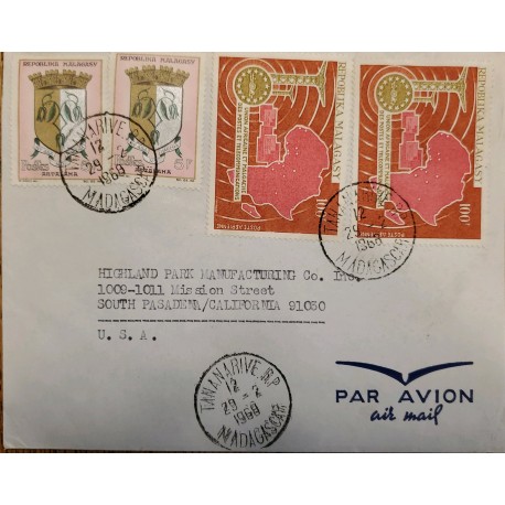 J) 1968 REPUBLIC OF MALAYSIA, MAP, SHIELD, PAIR, MULTIPLE STAMPS, AIRMAIL, CIRCULATED COVER, FROM MALAYSIA TO CALIFORNIA