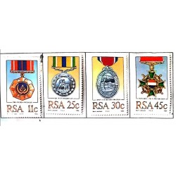 P) 1984 SOUTH AFRICA, MILITARY DECORATIONS, DE WET, JHON CHARD, SET OF 4