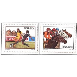 A) 1983 SOUTH AFRICA, FOOTBALL AND HORSE RACING, SOUTH AFRICAN SPORTS, MULTICOLORED, MNH