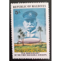 SO) 1977 MALDIVE ISLANDS, FIRST NAVIGABLE AIRSHIPS, 75 ANNIVERSARY, MNH