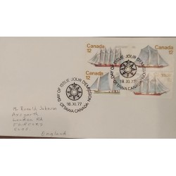 J) 1977 CANADA, BOAT, MULTIPLE STAMPS, CIRCULATED COVER, FROM CANADA TO ENGLAND