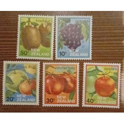 SB) 1982 NEW ZEALAND, FOODS - FRUITS, KIWI, GRAPES, CITRUS FRUIT, NECTARINES, MNH