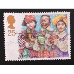 SD)1994, ENGLAND, CHRISTMAS, CHILDREN PERFORMING CHRISTMAS SCENES, THE WIZARDS, USED